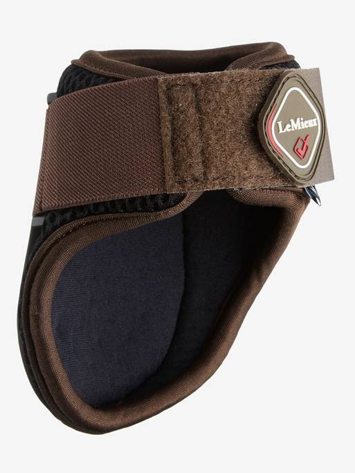 lm-derbyfetlock-brown2-hr3000x4000