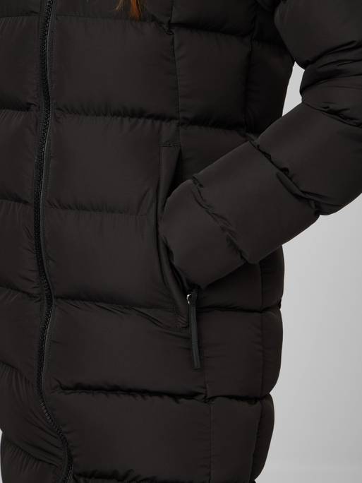 it03565_studio_harperlonglinepuffer_black_5