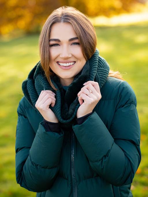 it03646_lifestyle_laylasnood_spruce_2_copy