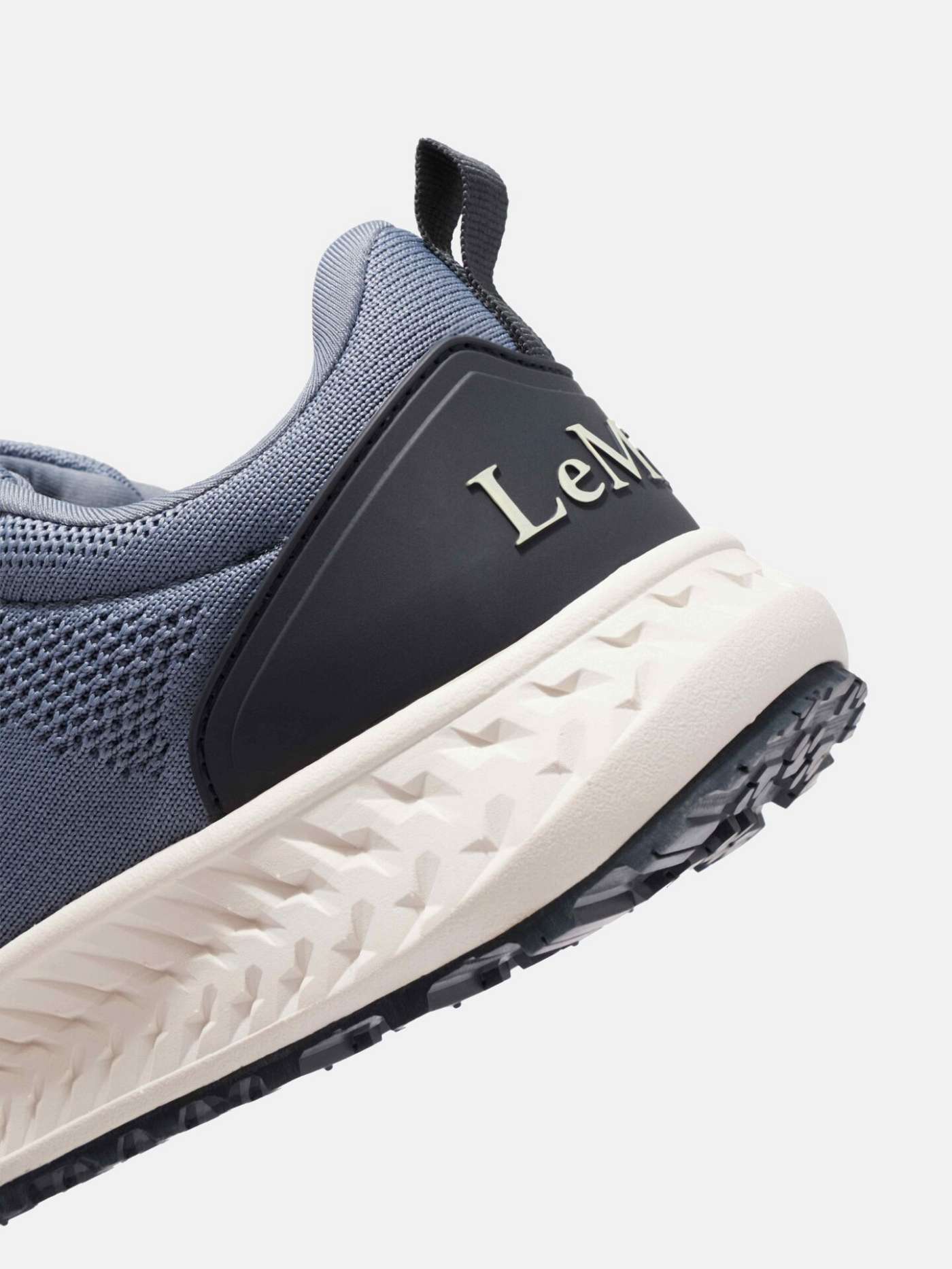 IT04928_product_traxlitetrainers_jayblue_ 8
